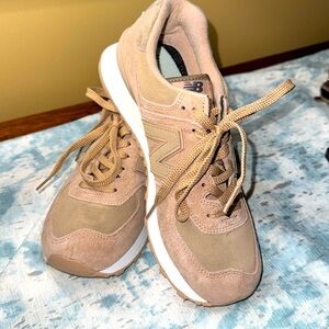 New Balance Classic WL574V2